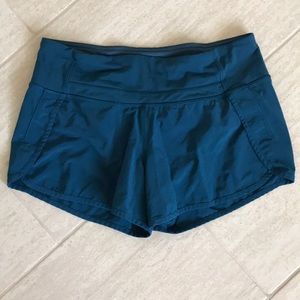 Lululemon Run Times shorts size 6 EUC